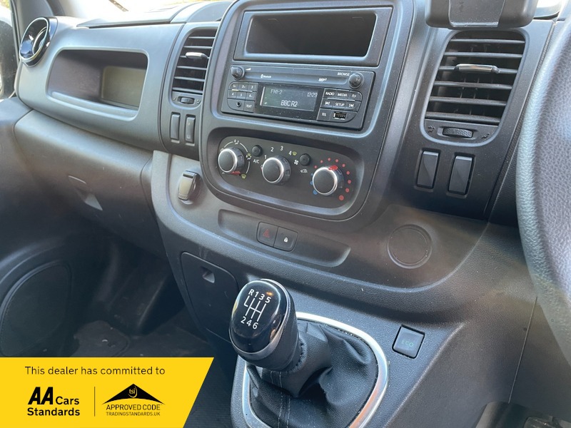 Used Nissan NV300 2020 for sale - 76618309: Photo 6