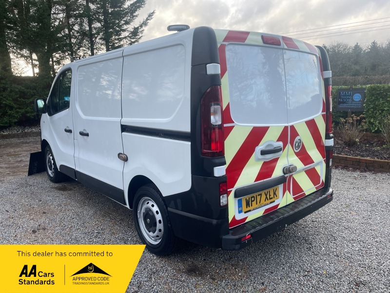 Used Vauxhall Vivaro 2017 for sale - 77227981: Photo 4