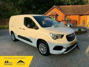 Used Vauxhall Combo 2020 for sale - 76618374: Photo