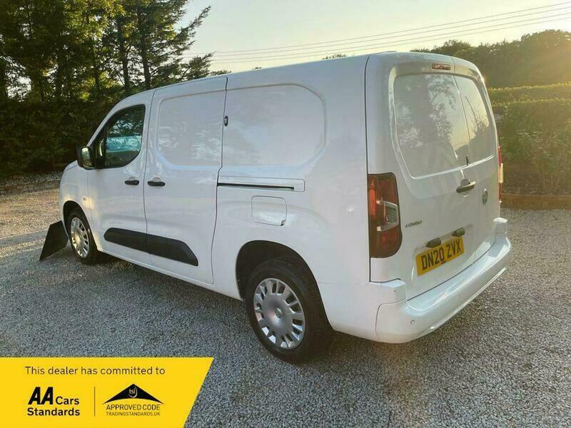 Used Vauxhall Combo 2020 for sale - 76618374: Photo 5