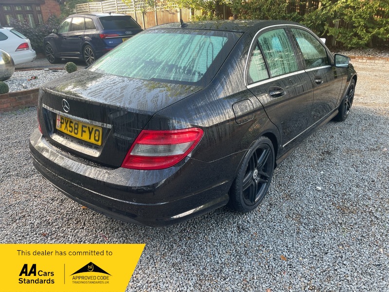 Used Mercedes-Benz C Class 2009 for sale - 76618349: Photo 5