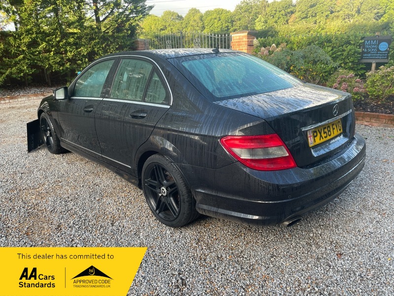 Used Mercedes-Benz C Class 2009 for sale - 76618349: Photo 6
