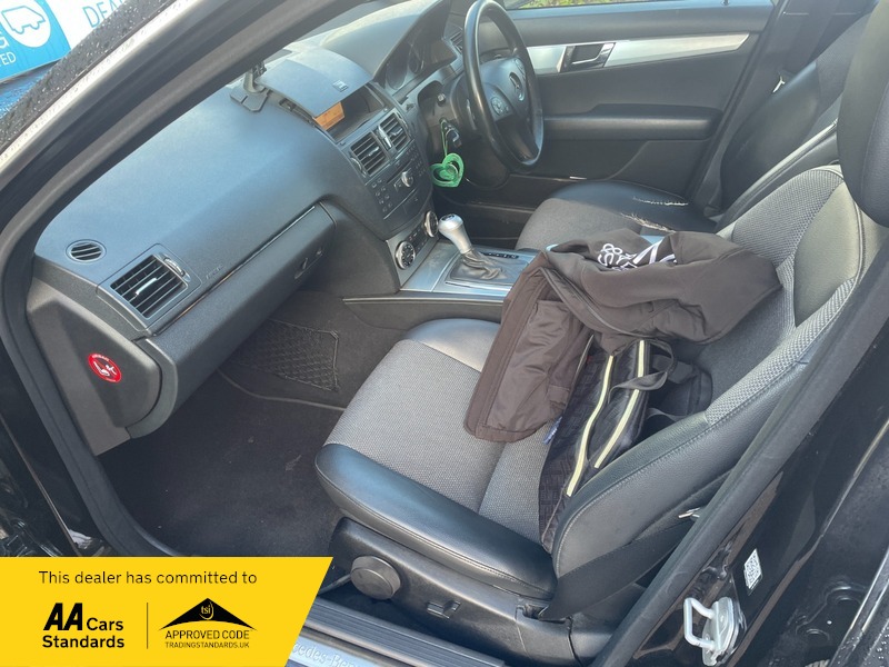 Used Mercedes-Benz C Class 2009 for sale - 76618349: Photo 8