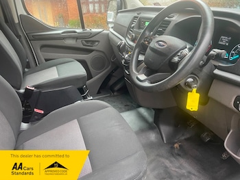 Used Ford Transit Custom 2018 for sale - 76618326: Photo