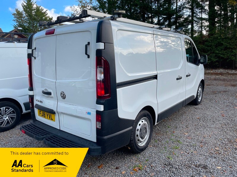 Used Vauxhall Vivaro 2018 for sale - 76618319: Photo 5