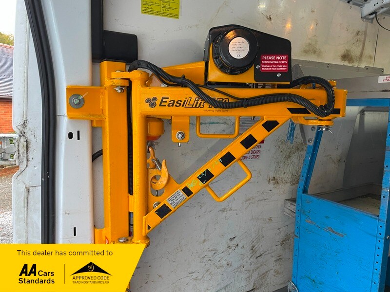 Used Ford Transit 2018 for sale - 76618303: Photo 11