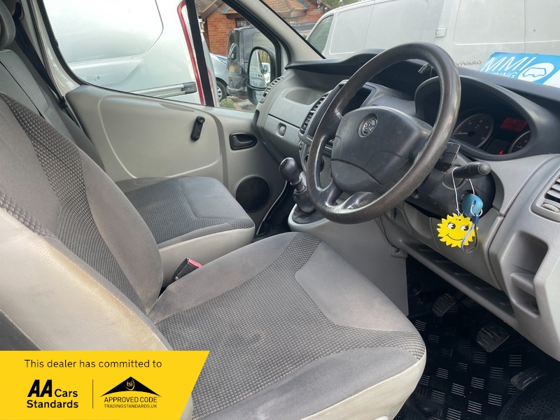 Used Vauxhall Vivaro 2011 for sale - 76712225: Photo 4