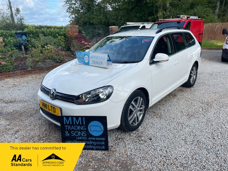 Used Volkswagen Golf 2010 for sale - 76618350: Photo 1