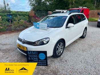 Used Volkswagen Golf 2010 for sale - 76618350: Photo