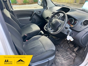 Used Renault Kangoo 2019 for sale - 77521753: Photo