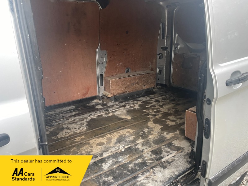 Used Ford Transit Custom 2015 for sale - 76848536: Photo 11