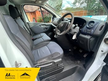 Used Vauxhall Vivaro 2016 for sale - 79830056: Photo