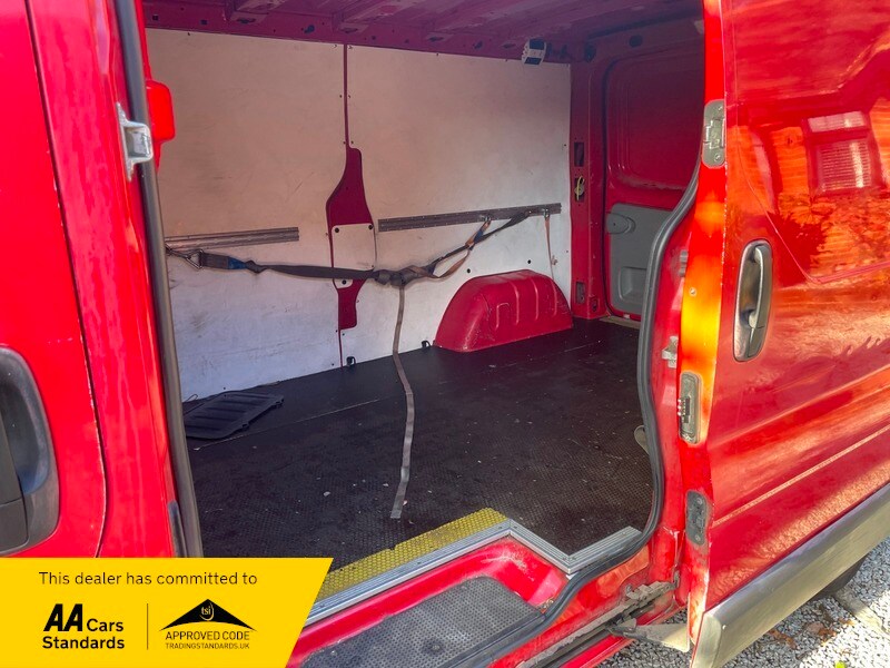 Used Vauxhall Vivaro 2013 for sale - 76618340: Photo 8