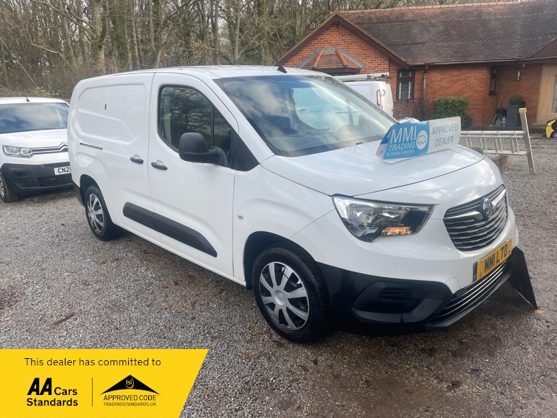 Used Vauxhall Combo 2019 for sale - 76986575: Photo 2