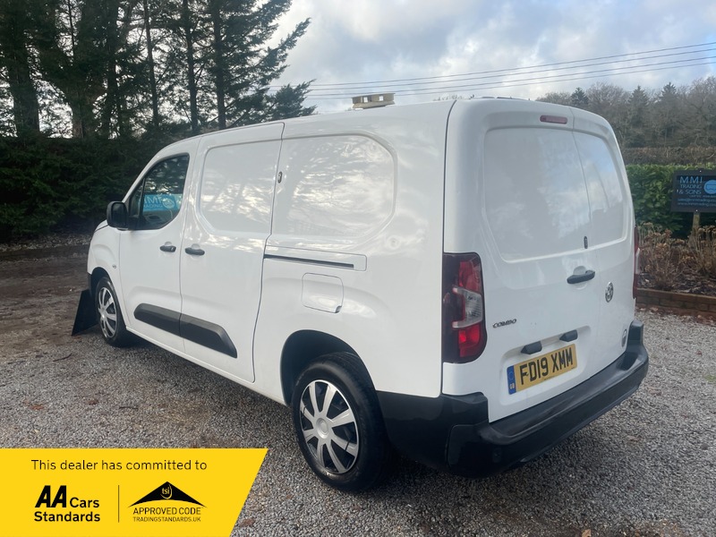 Used Vauxhall Combo 2019 for sale - 76986575: Photo 4