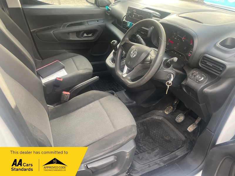 Used Vauxhall Combo 2019 for sale - 76986575: Photo 5