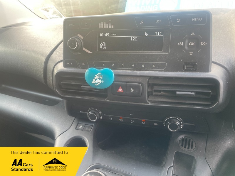 Used Vauxhall Combo 2019 for sale - 76986575: Photo 6