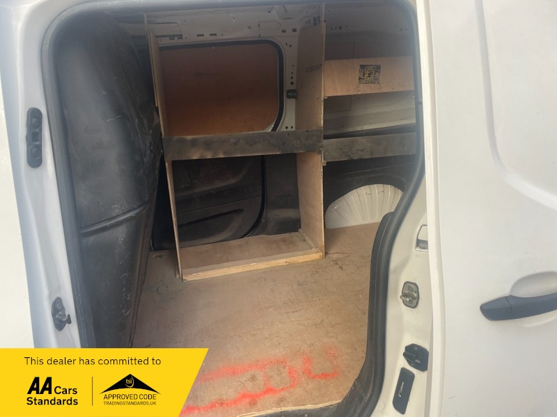 Used Vauxhall Combo 2019 for sale - 76986575: Photo 9