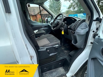 Used Ford Transit 2018 for sale - 79289562: Photo