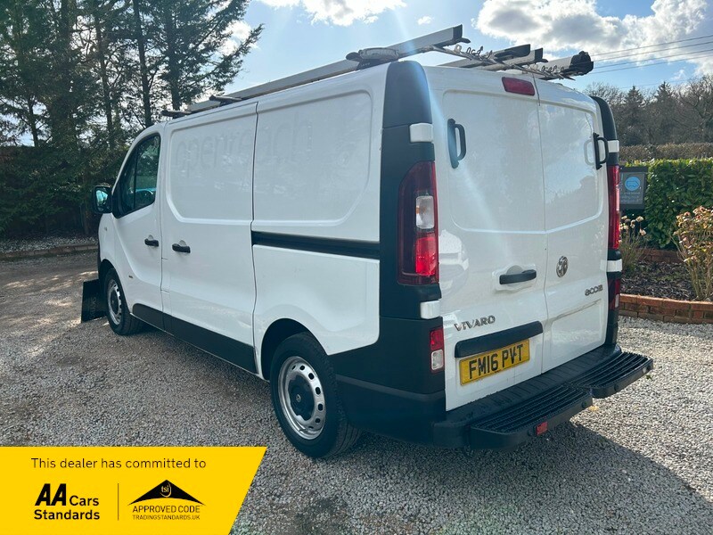 Used Vauxhall Vivaro 2016 for sale - 78168125: Photo 10
