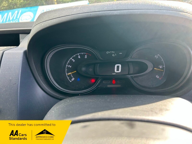 Used Vauxhall Vivaro 2016 for sale - 78168125: Photo 6