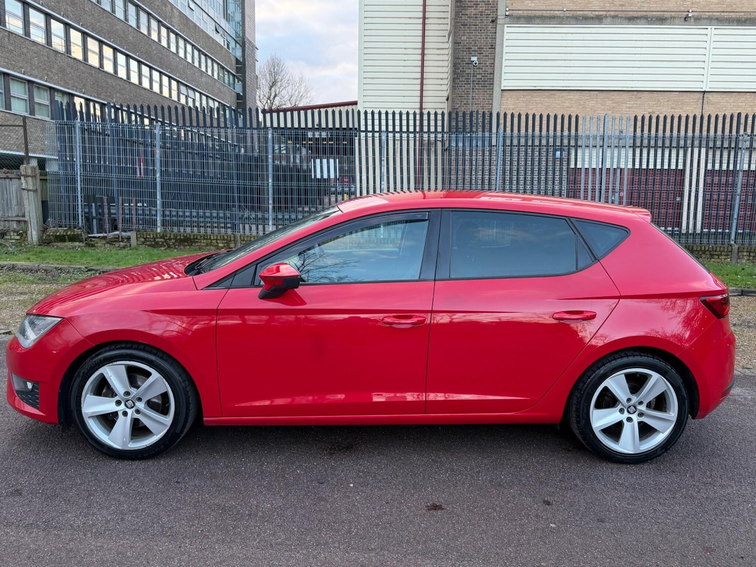 Used SEAT Leon for sale - 77440537: Photo 8