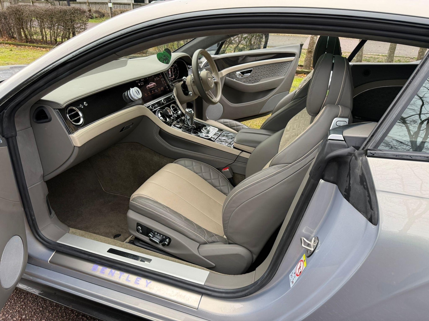 Used Bentley Continental 2022 for sale - 77994300: Photo 18