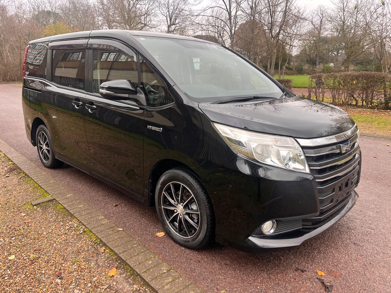 Used Toyota Voxy for sale - 77021164: Photo 20