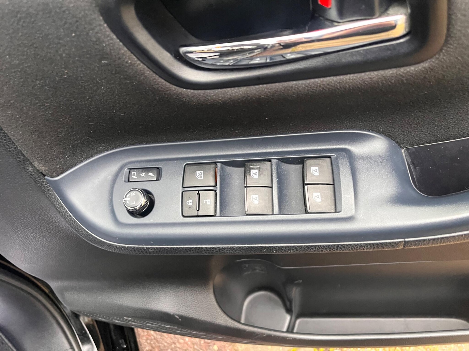 Used Toyota Voxy for sale - 77021164: Photo 36