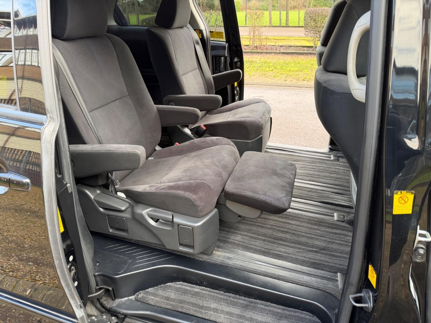 Used Toyota Estima for sale - 77395713: Photo 30