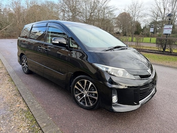 Used Toyota Estima 2013 for sale - 77395713: Photo