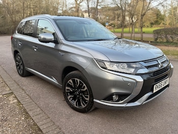 Mitsubishi Outlander feature image