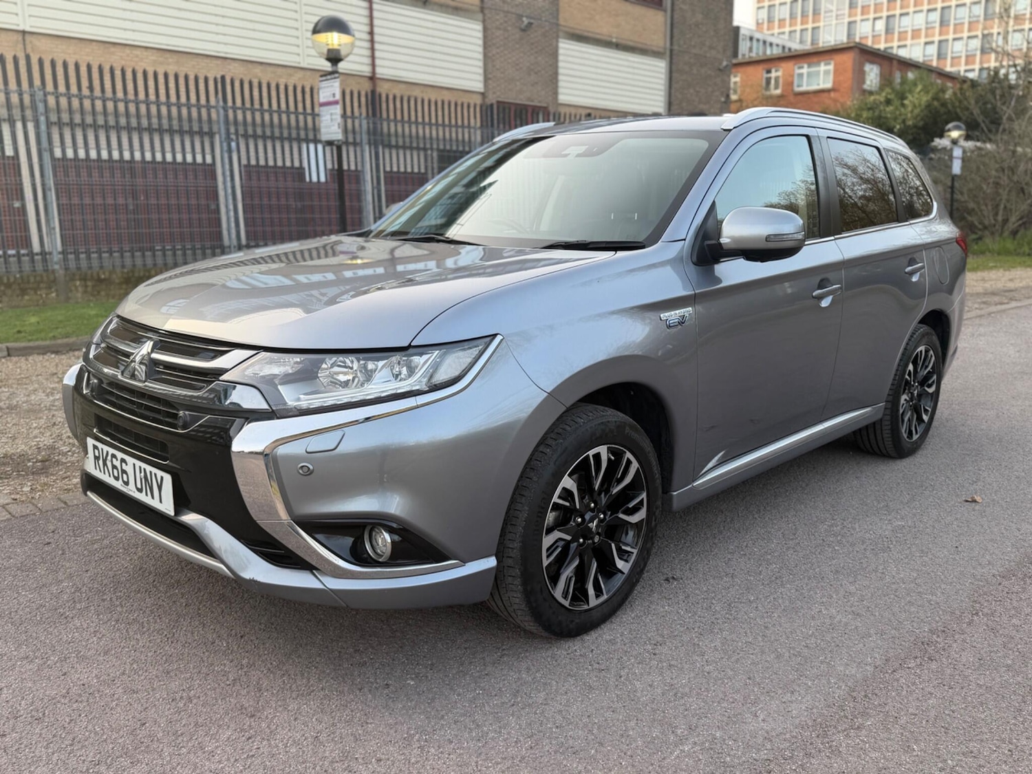 Used Mitsubishi Outlander 2016 for sale - 77768380: Photo 27