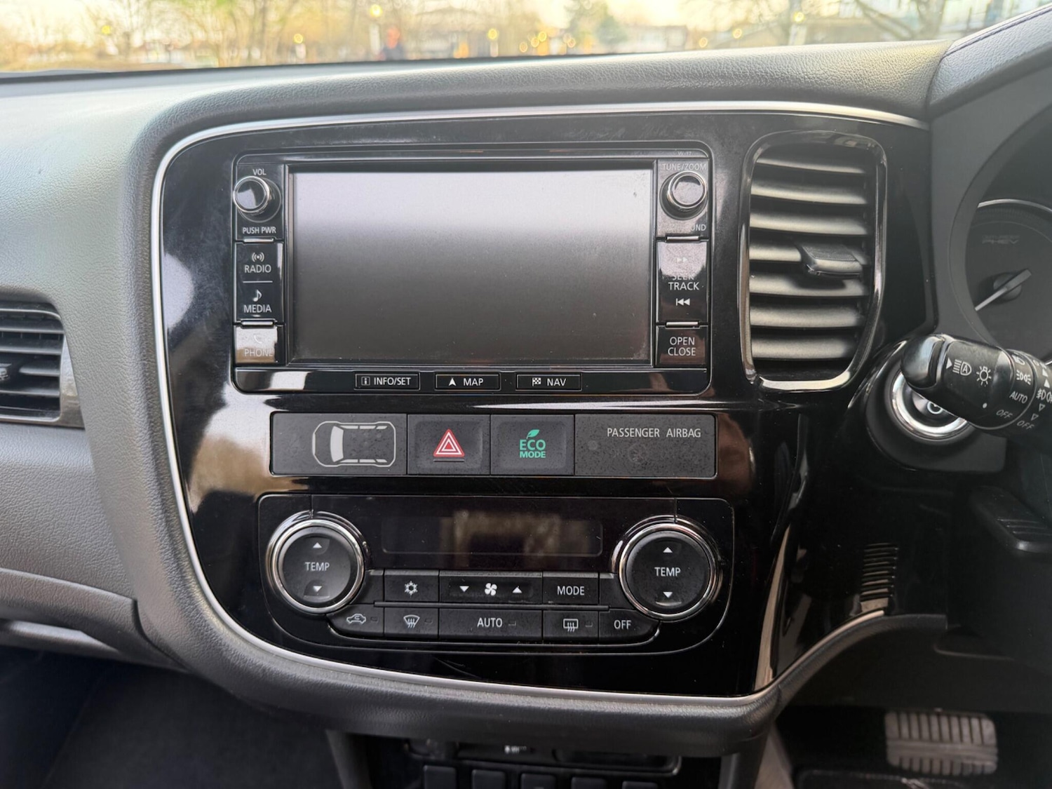 Used Mitsubishi Outlander 2016 for sale - 77768380: Photo 45