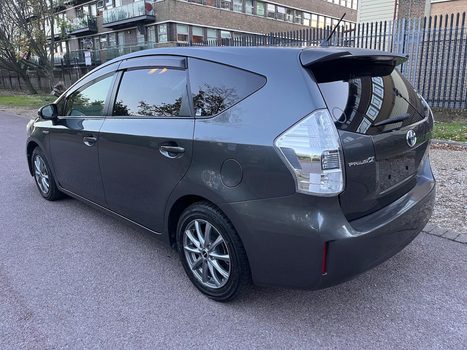 Used Toyota Prius+ for sale - 76441184: Photo 20