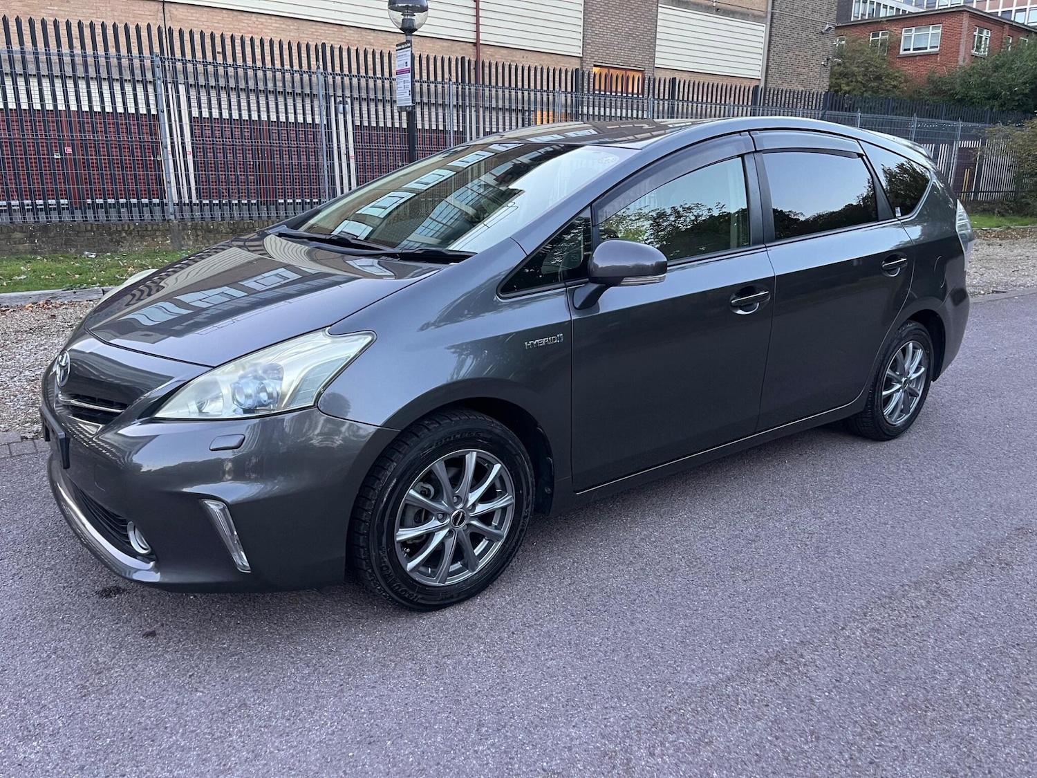 Used Toyota Prius+ for sale - 76441184: Photo 25