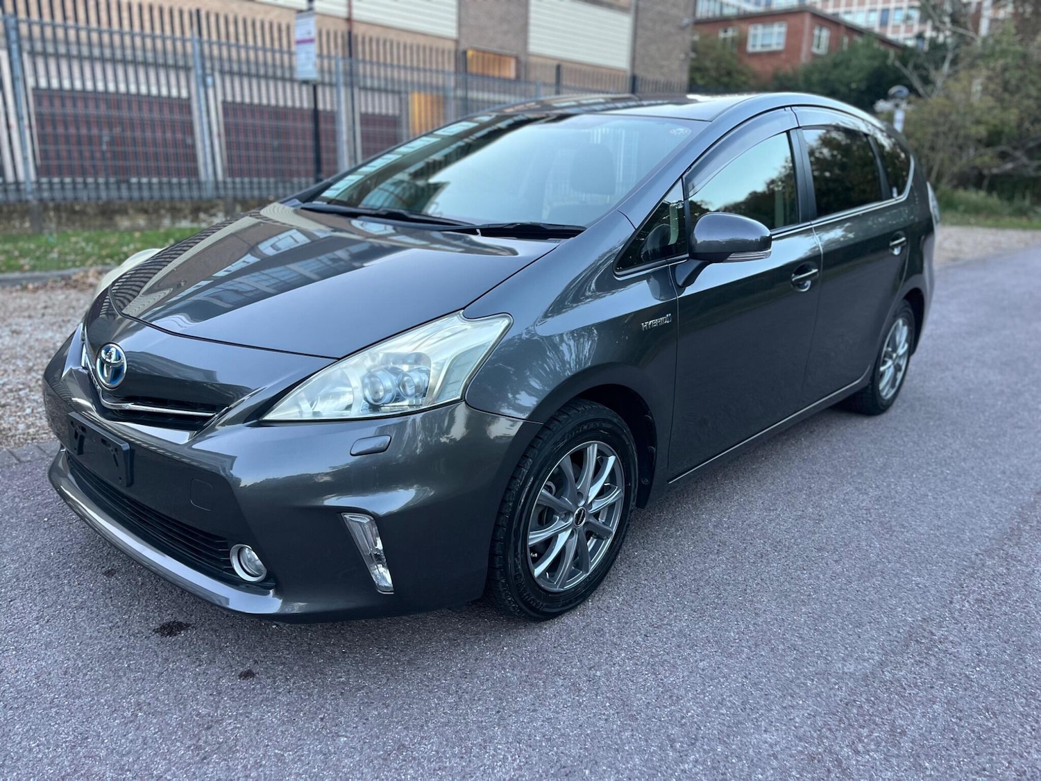 Used Toyota Prius+ for sale - 76441184: Photo 26