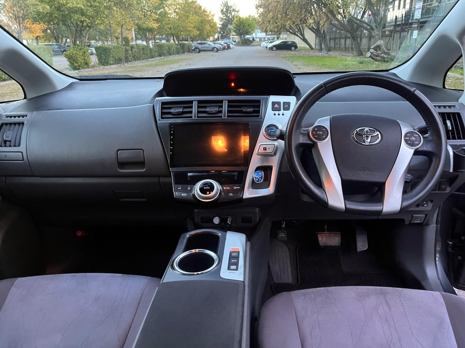 Used Toyota Prius+ for sale - 76441184: Photo 36