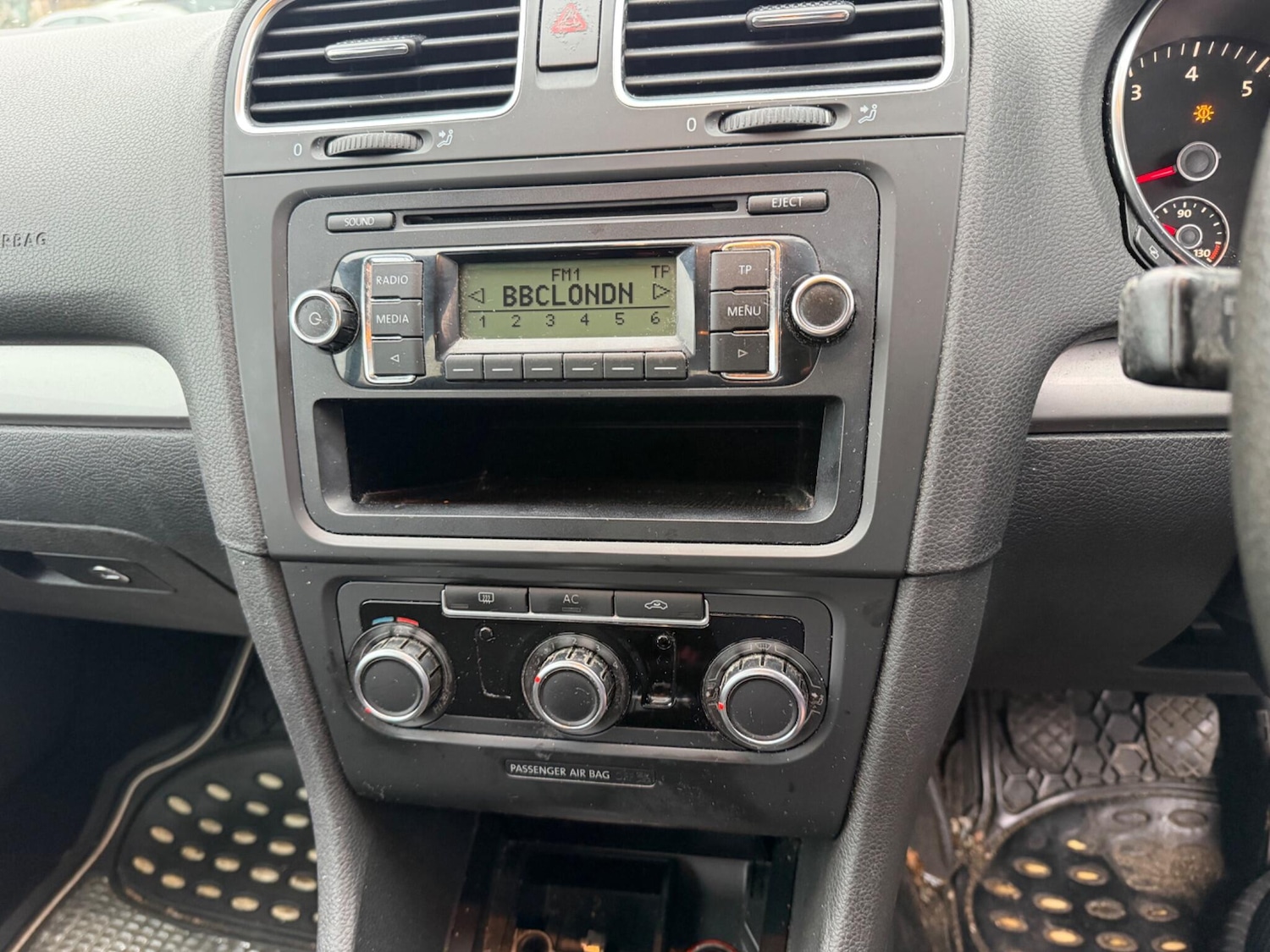 Used Volkswagen Golf 2009 for sale - 77646791: Photo 31