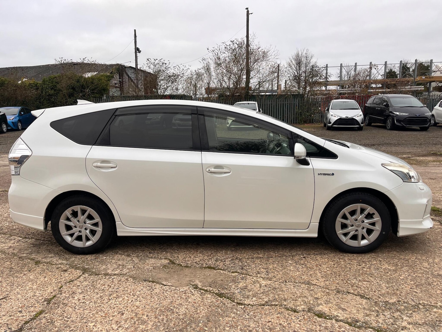 Used Toyota Prius+ for sale - 77067244: Photo 14