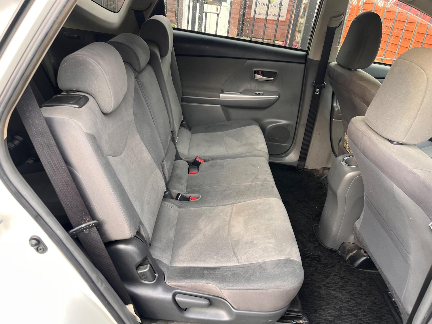 Used Toyota Prius+ for sale - 77067244: Photo 42