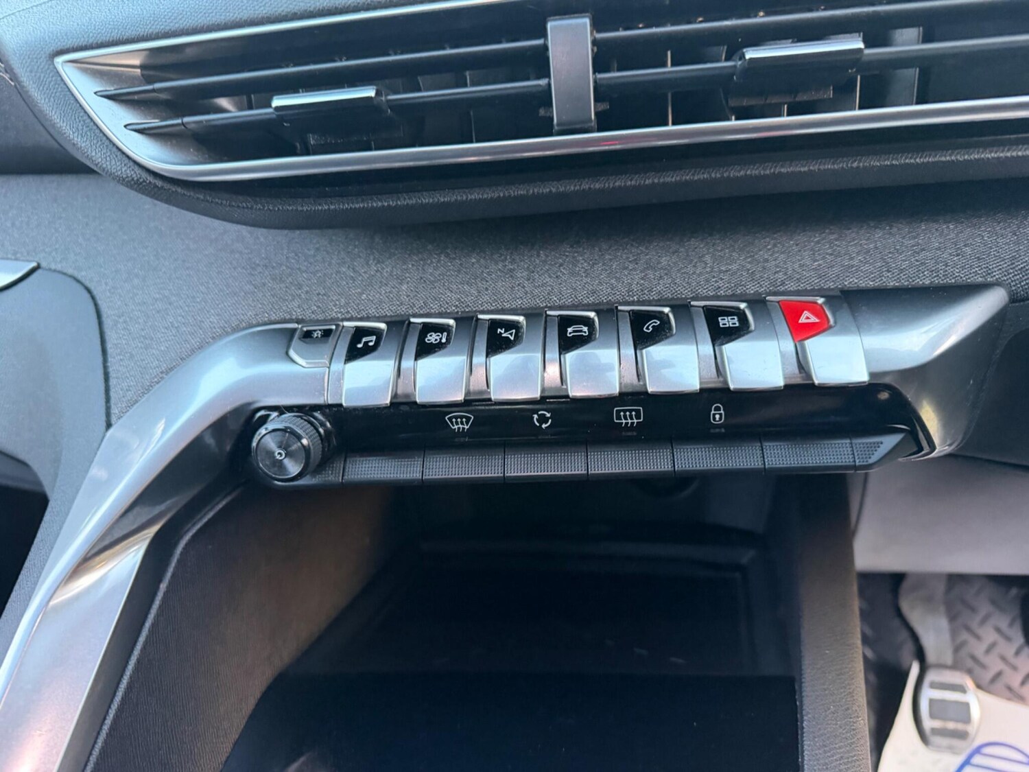 Used Peugeot 3008 2019 for sale - 78157141: Photo 36