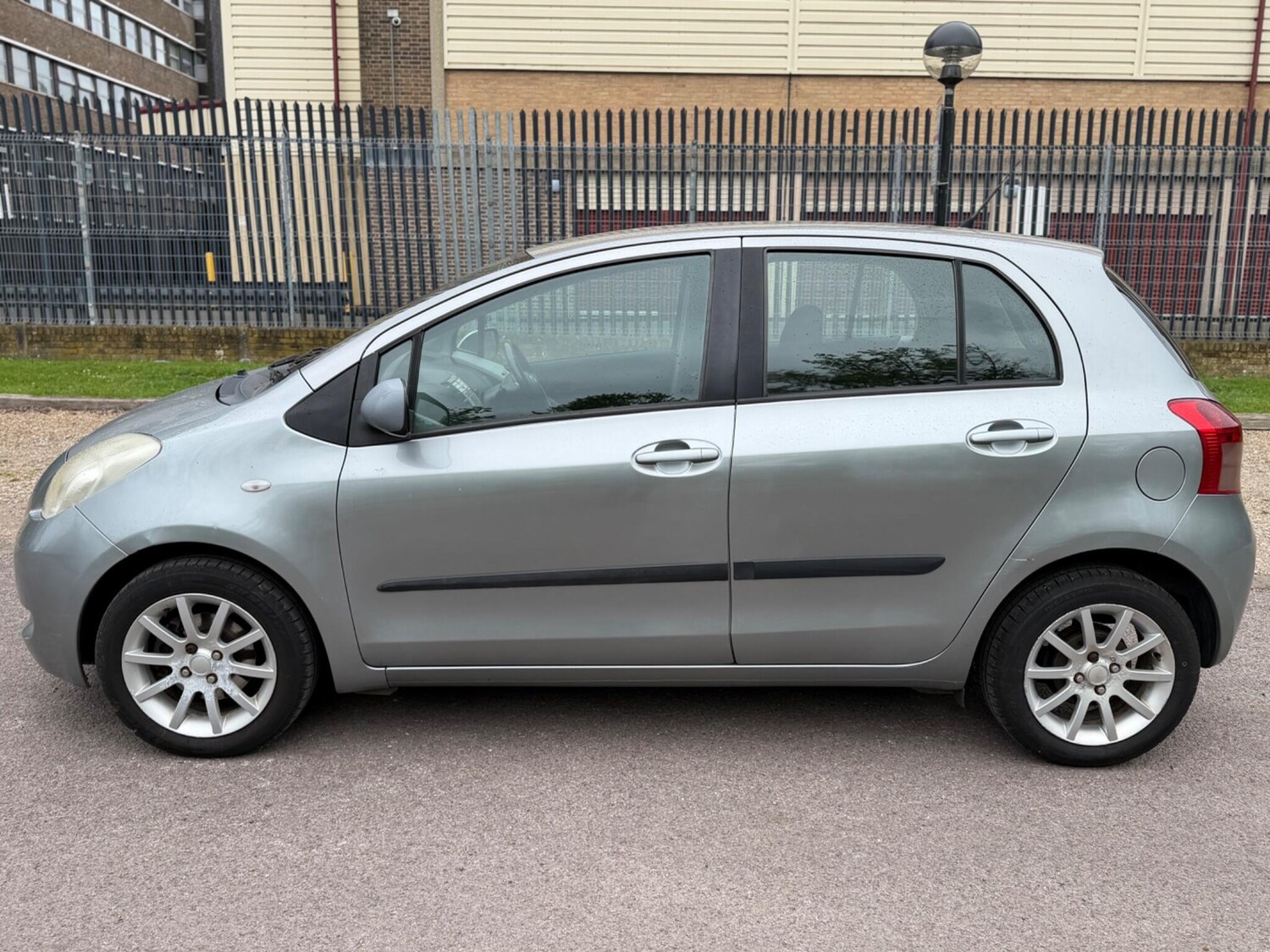 Used Toyota Yaris for sale - 78215087: Photo 14