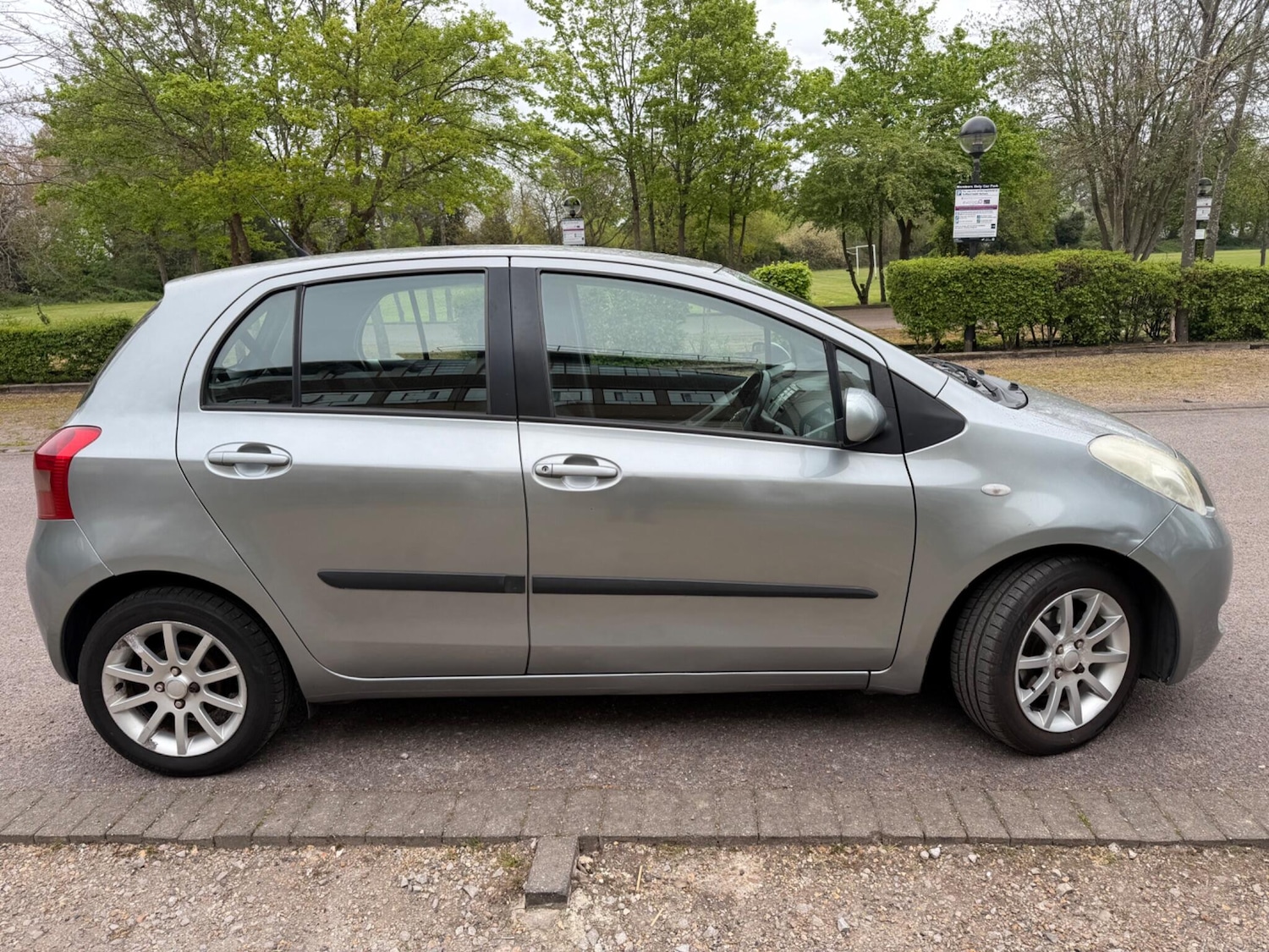 Used Toyota Yaris for sale - 78215087: Photo 4