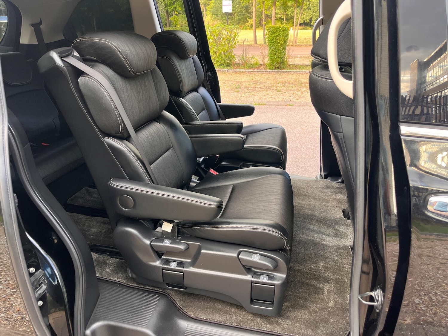 Vehicle 25