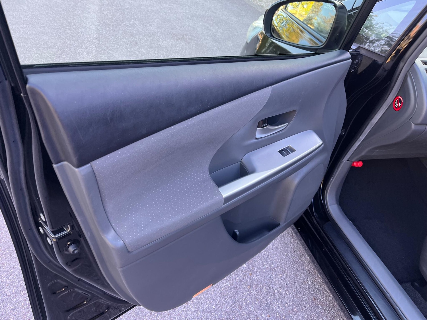 Used Toyota Prius+ for sale - 76498921: Photo 14