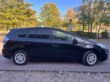 Used Toyota Prius+ 2012 for sale - 76498921: Photo