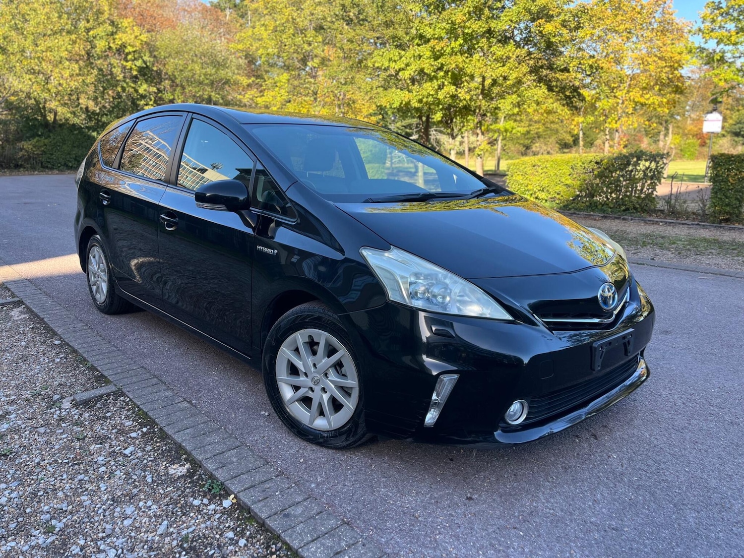 Used Toyota Prius+ for sale - 76498921: Photo 3