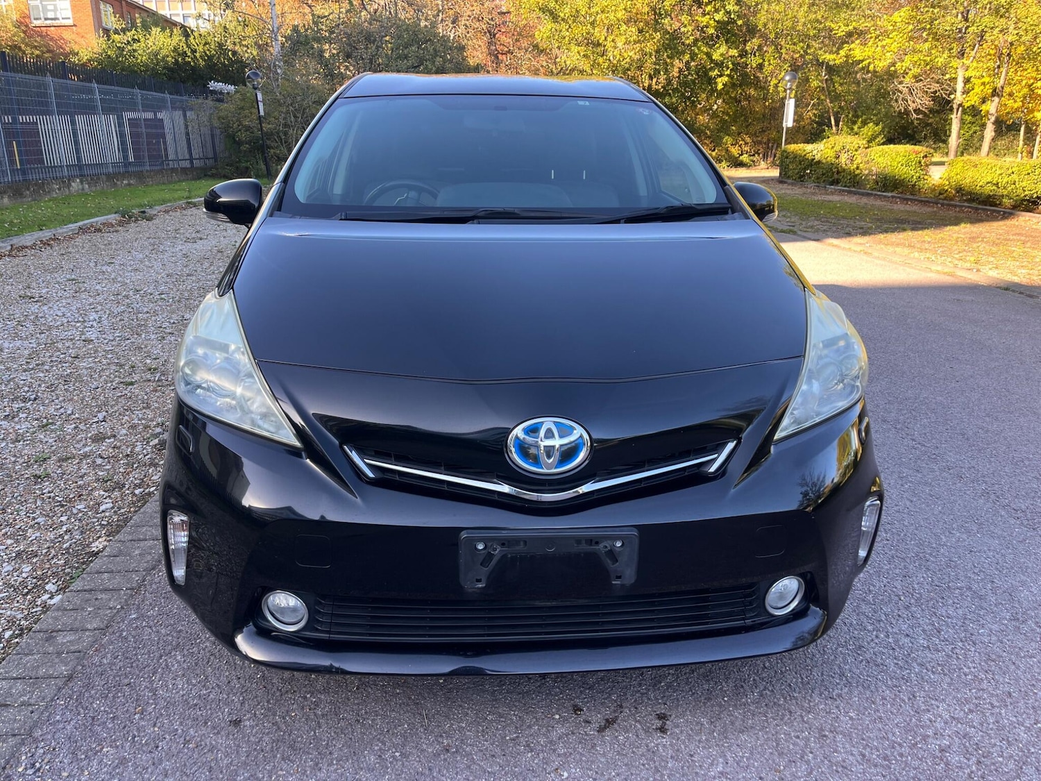 Used Toyota Prius+ for sale - 76498921: Photo 4