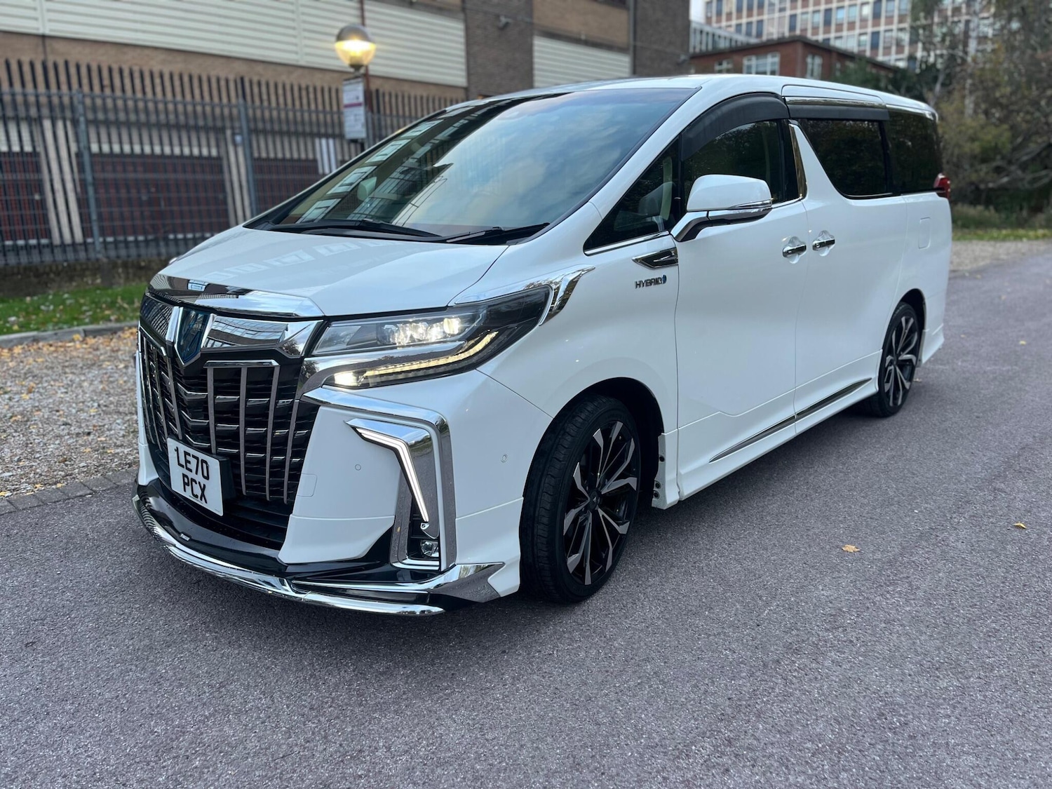 Used Toyota Alphard for sale - 76988412: Photo 70